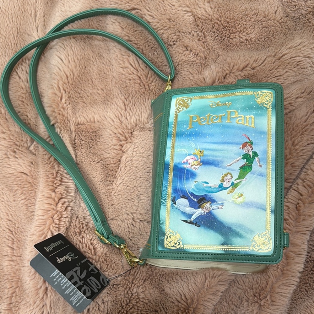 NWTG Disney Peter Pan Green Crossbody Bag